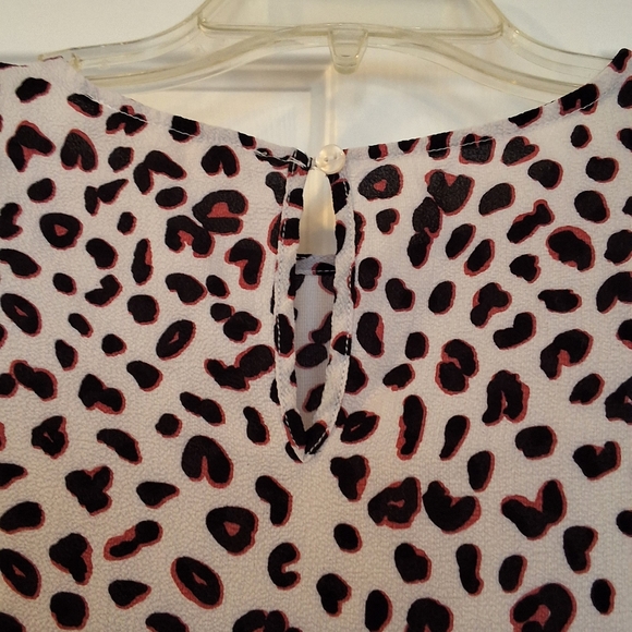 💥SALE💥Hippie Rose, XS, Animal Print Criss Cross Bottom - Picture 4 of 9